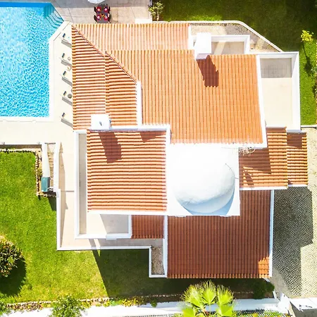 Perola - Conforto E Lazer Com Piscina Aquecivel E Bbq Em Villa *