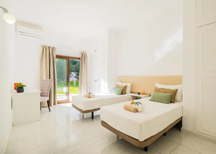 Villa Perola By Algarve Vacation